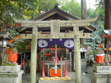 Chojasha Shinseki (site of former shrine, where a deity remains)